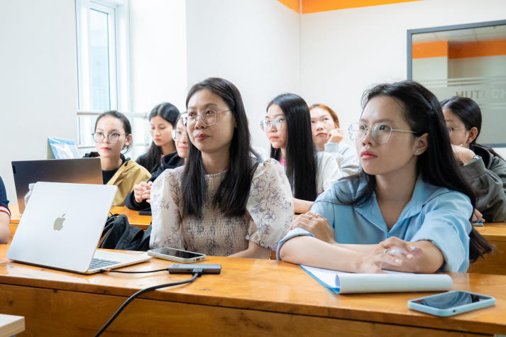 Hành trang hội nhập giúp sinh viên Hàn Quốc học mở rộng cơ hội phát triển trong ngành dịch vụ 17