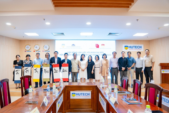HUTECH đón đoàn Hiệp hội SACA: Tăng cường hợp tác doanh nghiệp trong lĩnh vực Kiến trúc - Xây dựng 88