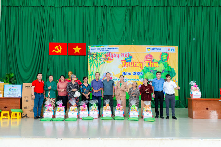 Kết nối yêu thương, HUTECH lan tỏa giá trị đến cộng đồng Bình Khánh 39