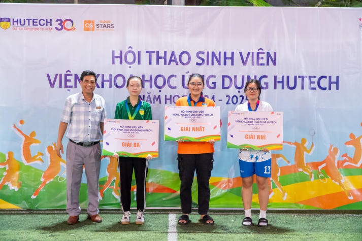 Nhiệt huyết và đoàn kết tỏa sáng tại Hội thao sinh viên Viện Khoa học Ứng dụng 219