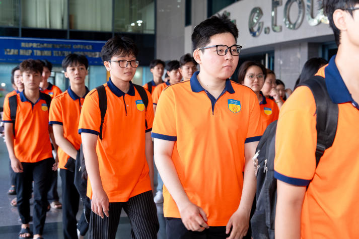 Sinh viên Khoa Tài chính - Thương mại tiếp cận thực tế nghề ngân hàng tại Woori Bank 25