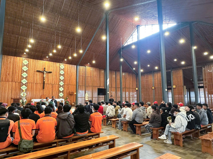 Qua lăng kính kiến trúc Đà Lạt, sinh viên Khoa Kiến trúc - Mỹ thuật mở rộng góc nhìn thiết kế 44