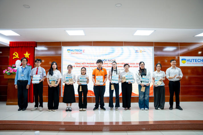 Hội nghị Tổng kết Khoa Tiếng Anh: Nỗ lực - Thành tích - Khát vọng mới 50