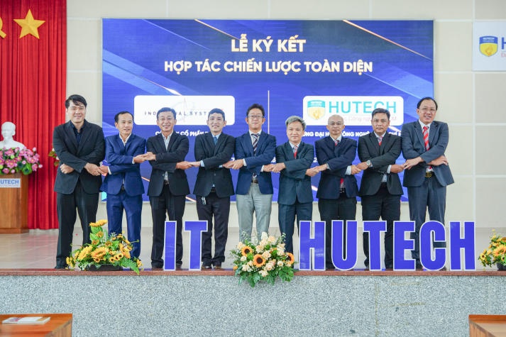 HUTECH ký kết MOU cùng Công ty CP IVS thêm cơ hội học tập, việc làm cho sinh viên Công nghệ thông tin 111