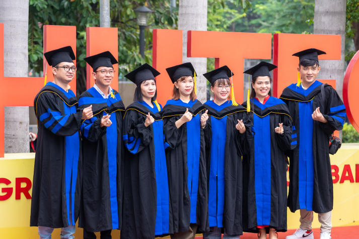 Các tân khoa HUTECH và hành trình học tập không ngừng nghỉ 66