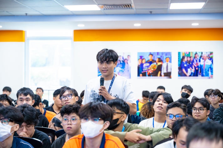 Sinh viên Khoa Công nghệ thông tin HUTECH tìm hiểu về Scrum, Agile cùng chuyên gia TMA Tech Group 51