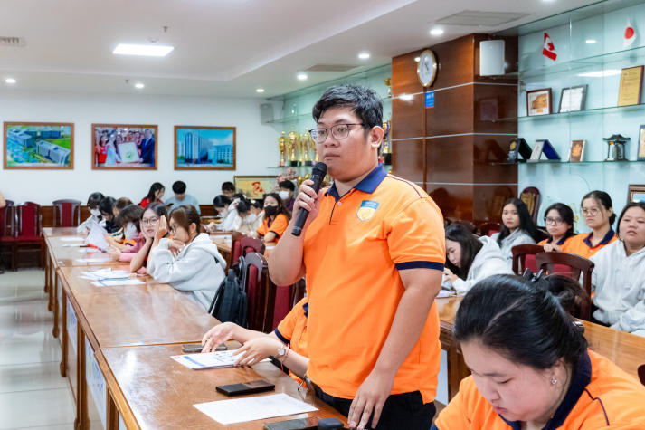 Sinh viên Khoa Tài chính - Thương mại định hình lộ trình nghề nghiệp Kế toán quốc tế 86