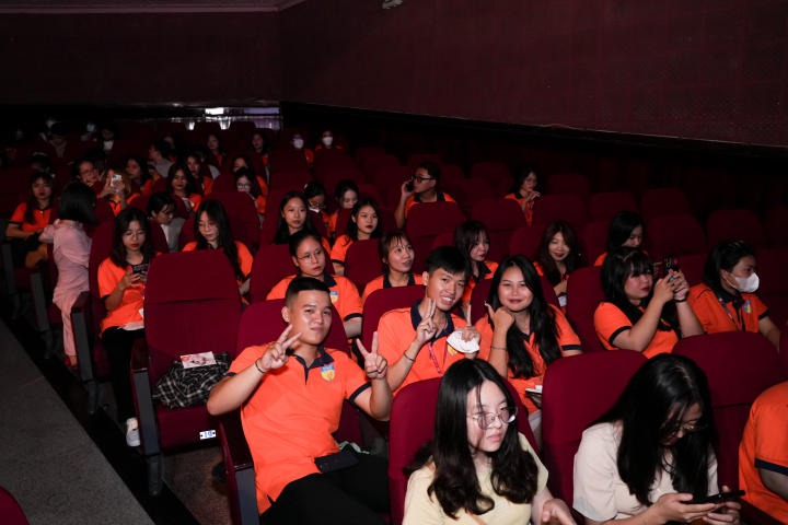 Sinh viên Trung Quốc học HUTECH thích thú giao lưu văn hoá xứ Đài với chủ đề “Ánh trăng nói hộ lòng tôi” 60