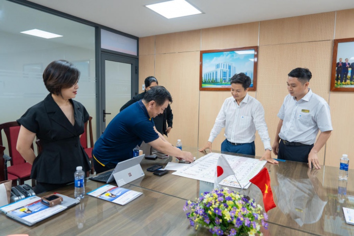 Viện Công nghệ Việt - Nhật đón tiếp và làm việc cùng Công ty License Academy (Nhật Bản) 42