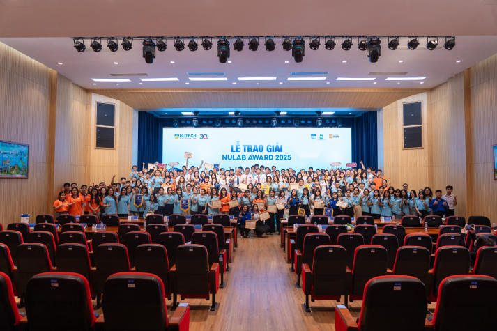 “Chọn áo blouse trắng là lựa chọn dũng cảm” - thông điệp chạm đến trái tim newbies Khoa Điều dưỡng - Kỹ thuật y học 37