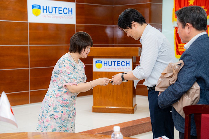 HUTECH làm việc với Hiệp hội các khách sạn khu vực Hakone, thúc đẩy hợp tác giáo dục và du lịch Nhật Bản - Việt Nam 82