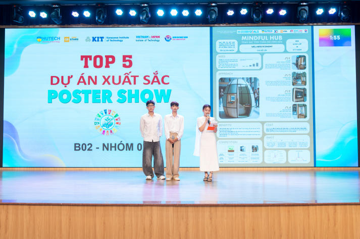 [Video] 53 dự án “lên sóng” tại Poster Innovation HUTECH, sinh viên bứt phá với loạt ý tưởng đậm tính ứng dụng 52