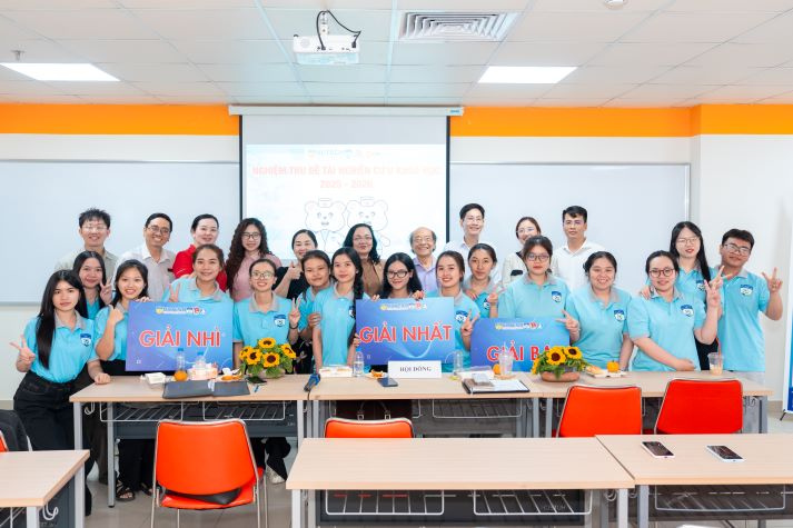Đề tài sức khỏe “đúng trend”, sinh viên Điều dưỡng - Kỹ thuật y học tạo dấu ấn tại NULAB mùa 3 90