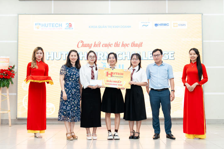 [Video] Ngoại khóa chất - Kỹ năng đỉnh: Gen Z HUTECH tự tin bứt phá 19