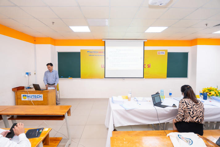 30 học viên HUTECH bảo vệ thành công luận văn/đề án Thạc sĩ ngành Luật kinh tế với nhiều đề tài mang giá trị ứng dụng 65