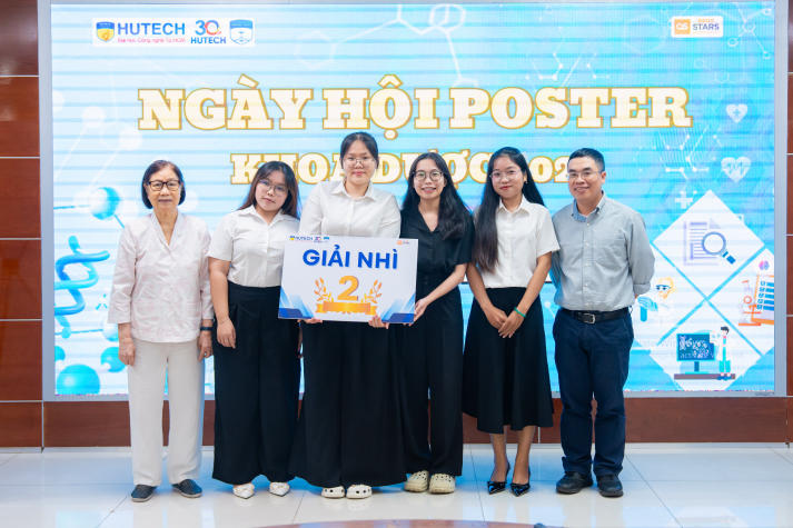 [Video] Ngày hội Poster Khoa Dược 2025: Khơi nguồn đam mê, lan tỏa tri thức khoa học 71