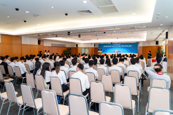 HUTECH dẫn đầu với số lượng sinh viên trúng tuyển Thực tập sinh tiềm năng Sacombank 2026 30