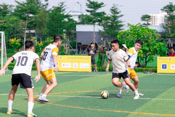 HUTECH Alumni Football 2025: Giao bóng khởi đầu - Kết nối bền lâu 65