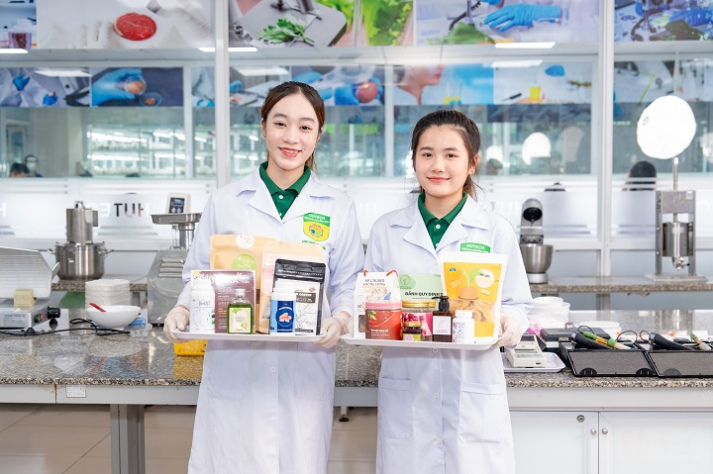 Thông tin tuyển sinh Đại học chính quy năm 2025 của HUTECH 1959