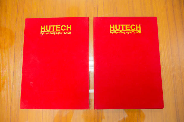 胡志明市科技大學（HUTECH）與亞東科技大學 (AUEST) 簽訂了合作協議 38