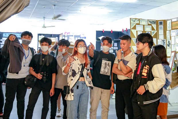 Loạt tác phẩm đồ họa về vốn cổ dân tộc Hoa của sinh viên Thiết kế đồ họa HUTECH 42