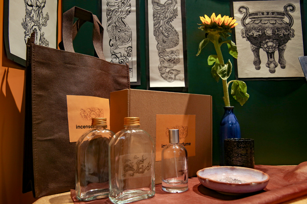 Loạt tác phẩm đồ họa về vốn cổ dân tộc Hoa của sinh viên Thiết kế đồ họa HUTECH 73