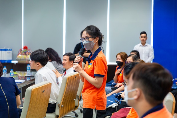 Sinh viên Khoa Luật HUTECH tìm hiểu cơ hội nghề nghiệp trong lĩnh vực tài chính tại Ngân hàng Bản Việt 95
