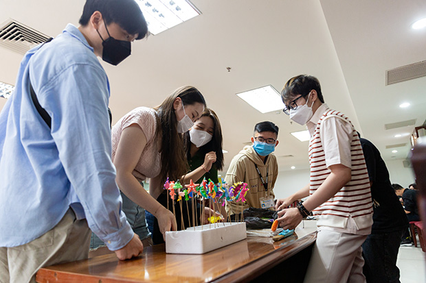 Sinh viên Khoa Tiếng Anh sôi nổi giao lưu văn hóa cùng bạn bè Hàn Quốc 142