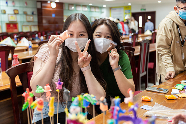 Sinh viên Khoa Tiếng Anh sôi nổi giao lưu văn hóa cùng bạn bè Hàn Quốc 135