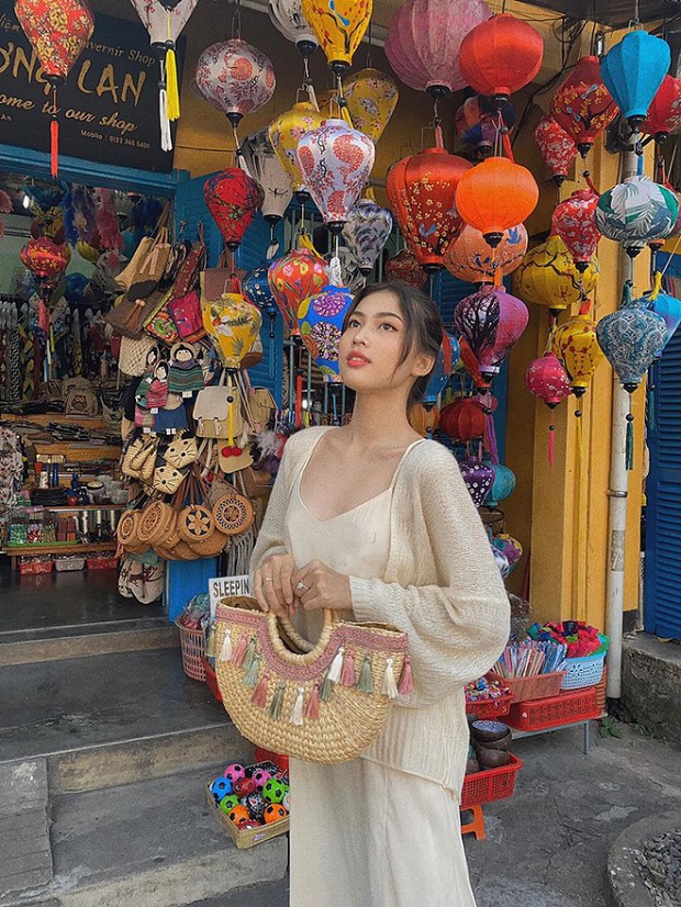 Xuất hiện ứng viên 2K đáng gờm Hoa hậu Việt Nam 2020: Mặt cực sang, body nóng bỏng, choáng nhẹ khi kéo đến ảnh sàn diễn 49