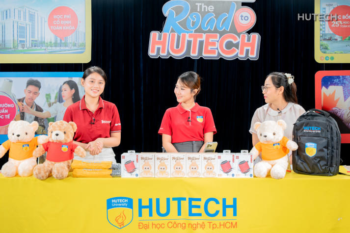 [HUTECH TIKTOK LIVE 2025] Hé lộ môi trường đào tạo quốc tế đầy sức hút dành cho Gen Z 46