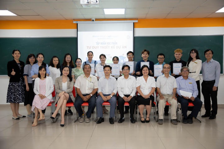 Viện Công nghệ Việt - Nhật tổ chức tập huấn “Tư duy thiết kế dự án” cho đông đảo CB-GV-NV Trường 121