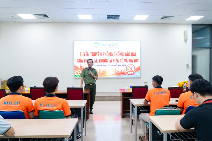Sinh viên HUTECH nâng cao nhận thức về ma túy, thuốc lá điện tử và lối sống học đường an toàn 44