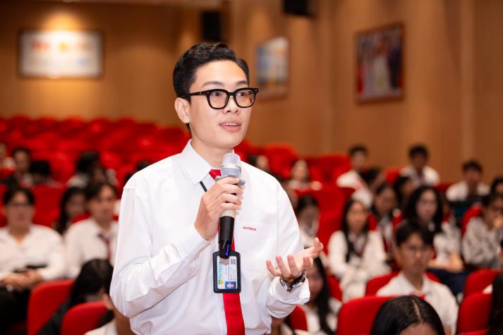 Sinh viên Du lịch - Nhà hàng - Khách sạn học giao tiếp chuẩn Hospitality từ chuyên gia 61