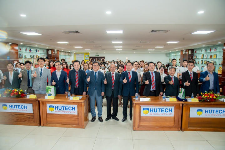 HUTECH ký kết hợp tác với Đại học Tongmyong (Hàn Quốc)