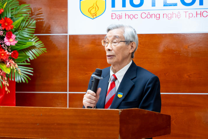 [Video] Dấu ấn đầu đời Blouse trắng: Tân sinh viên Khoa Dược chính thức bước vào hành trình mới 19