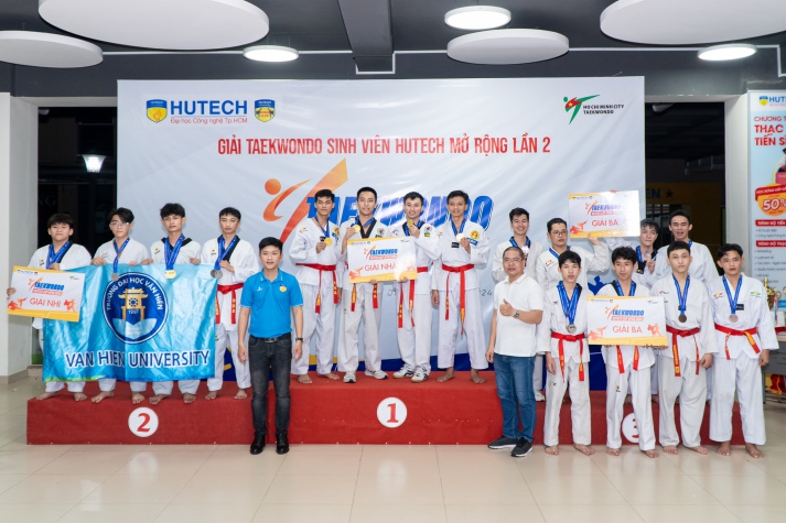 HUTECH giành giải Nhì toàn đoàn tại Taekwondo HUTECH Cup Open 2024 256