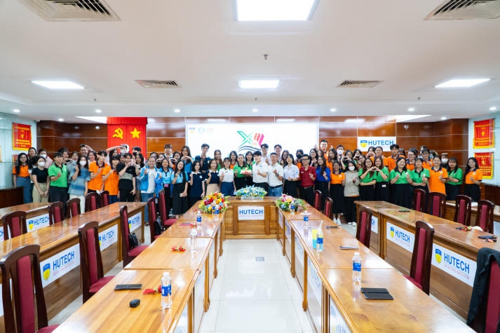 Đại hội Đội viên Đội Thanh niên xung kích Khoa Tài chính - Thương mại lần thứ XIV (2023-2024) mở ra nhiệm kỳ mới đầy hứa hẹn 80