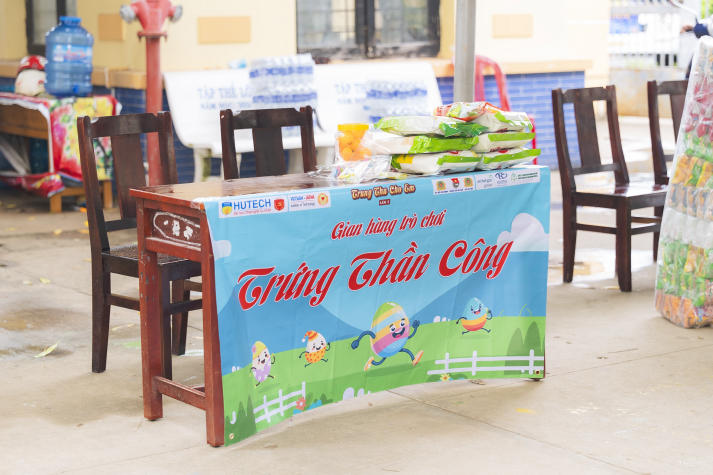 Chi bộ 17 mang “Trung thu cho em” ấm áp đến với thiếu nhi ở tỉnh Vĩnh Long 68