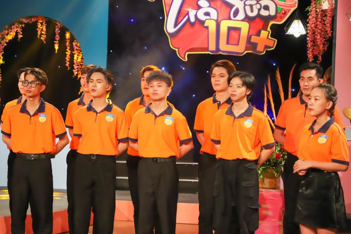 Sinh viên HUTECH khuấy đảo sân khấu âm nhạc “Trà sữa 10+” tại Đài Truyền hình TP.HCM - HTV 12