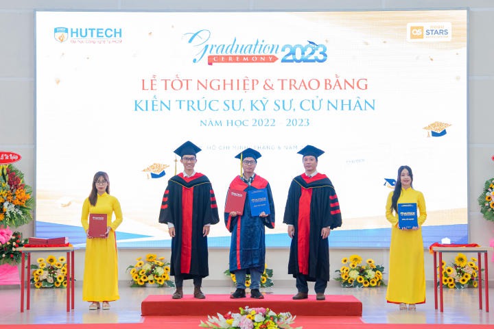 HUTECH long trọng tổ chức Lễ tốt nghiệp cho Tân Cử nhân, Kỹ sư, Kiến trúc sư 71