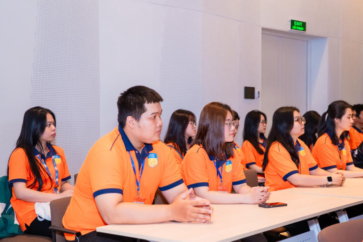[Ảnh] Kiến tập tại C.P. Việt Nam: Cơ hội cọ xát thực tiễn cho sinh viên ngành Kinh tế quốc tế 29