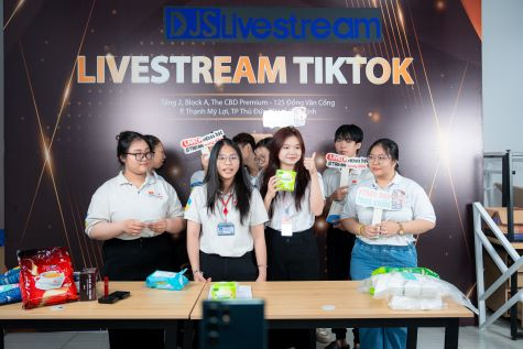 [Video] Tham quan G.DJS, sinh viên VJIT tìm hiểu môi trường làm việc của lĩnh vực truyền thông số 97