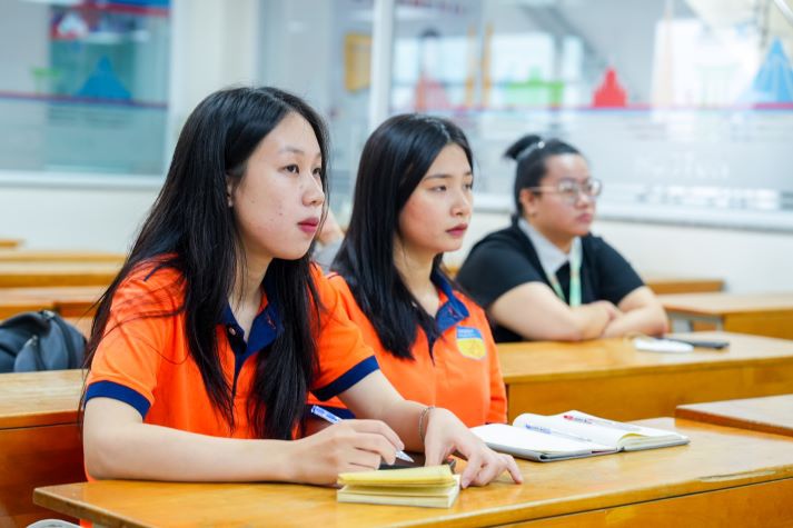 Sinh viên Hàn Quốc học HUTECH chuẩn bị hành trang “xuất ngoại” 20
