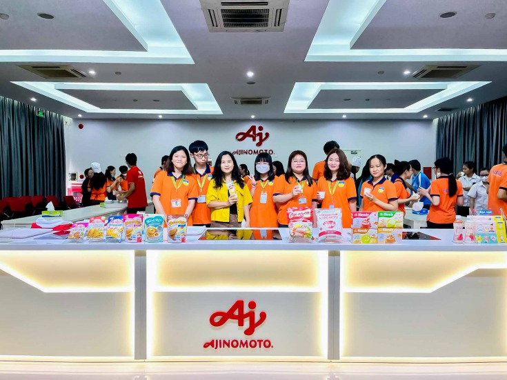Sinh viên Viện Khoa học Ứng dụng tìm hiểu quy trình sản xuất hiện đại tại nhà máy Ajinomoto Long Thành (Đồng Nai) 16