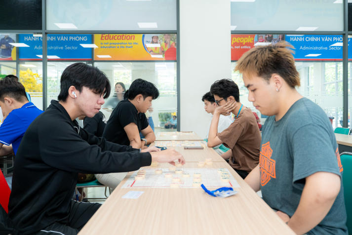 [HUTECH Games 2026]: Bùng nổ trí tuệ và tốc độ tại ngày thi đấu Cờ vua, Cờ tướng và Cầu lông 56