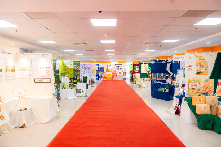 Gần 100 đồ án tốt nghiệp ngành Thiết kế đồ họa HUTECH: Khi sáng tạo trẻ bước ra không gian triển lãm 11