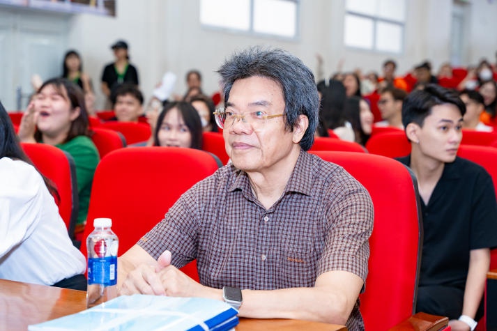 [Video] “Wake Up Your Talent 2024” tìm ra những bạn trẻ làm Marketing thực chiến tài năng nhất 60