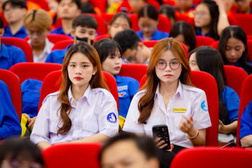 HUTECH tổng kết và khen thưởng Ban cán sự lớp năm học 2023-2024 38