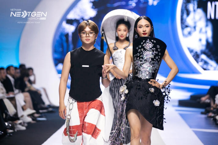 Sáng tạo vượt trội của sinh viên Thiết kế thời trang đạt giải tại Vietnam Next-Gen Fashion Era 1 34